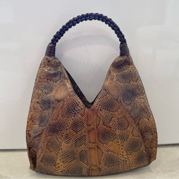 Nancy Gonzalez Python Hobo Bag Excellent Condition Used 1X Beautiful - Picture 11 of 16